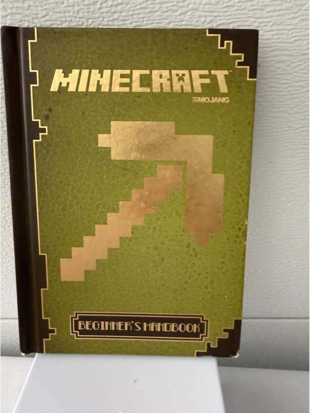 Minecraft Beginner's Handbook
